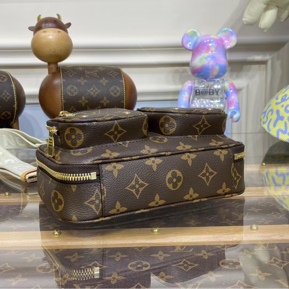💌Louis Vuitton Utility Crossbody Bag - Picture 4 of 9